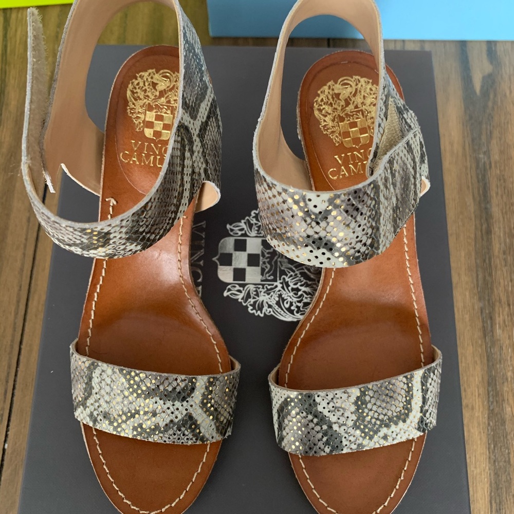 Vince Camuto